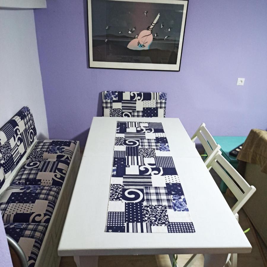 Εξοχική Κατοικία - Cottage Τίνα Líri Dış mekan fotoğraf